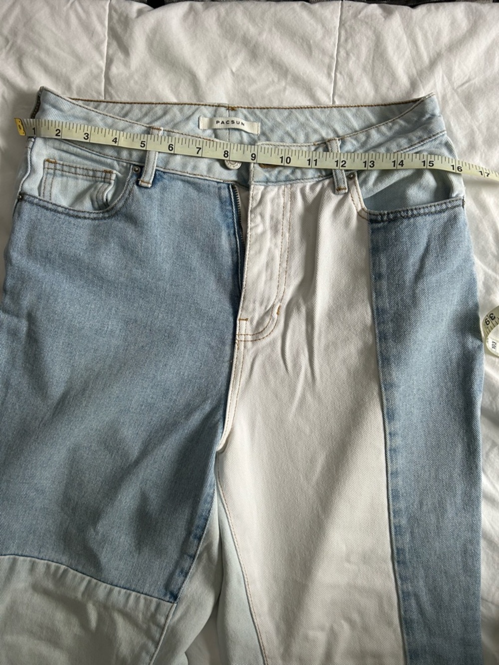 Pac Sun patch jeans - Picture 2 of 5